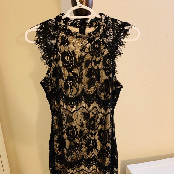 Women’s laced dressed, size small - Picture 1 of 2
